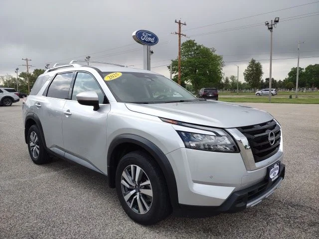 2025 Nissan Pathfinder SL - Photo 7