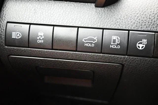 Used 2024 White Toyota LE image 27