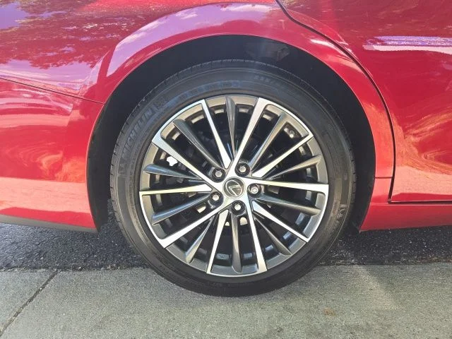 Used 2023 Red Lexus 350 image 9