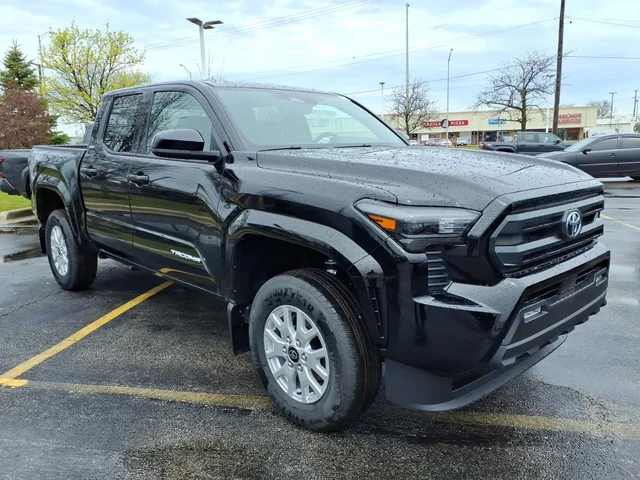 2026 Toyota Tacoma SR5 DBLCAB 4WD