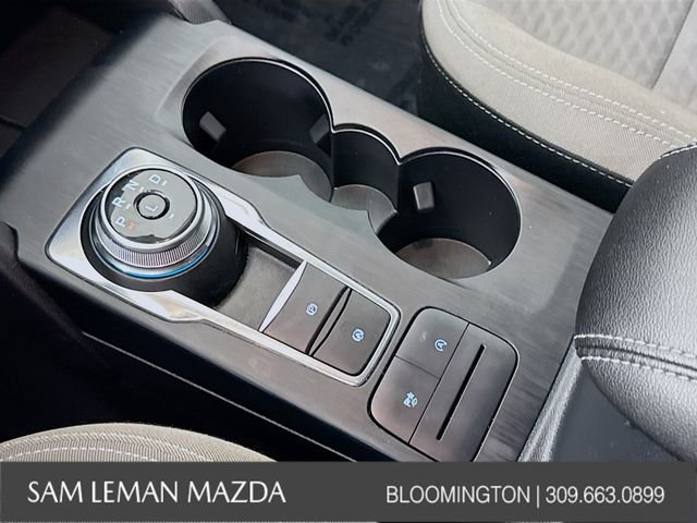 Used 2022 Silver Ford SE image 16