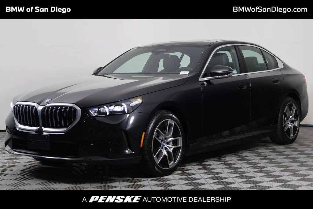 2025 BMW i5 xDrive40 Sedan's photo