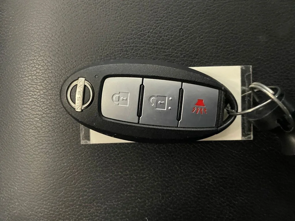 Used 2025 White Nissan S image 18