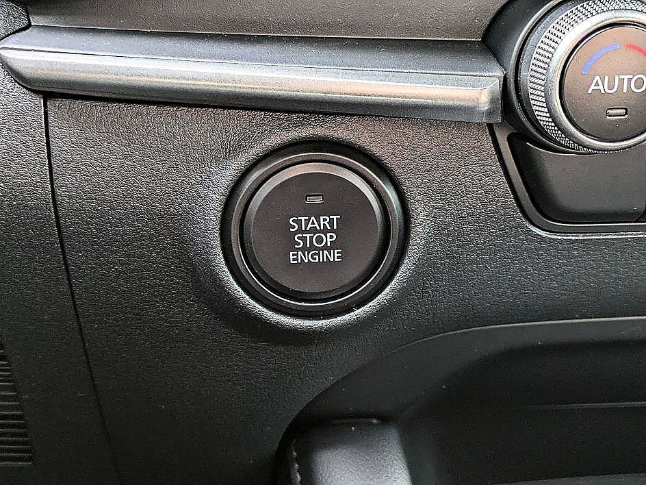 2026 Mazda Mazda3 Premium - Photo 17
