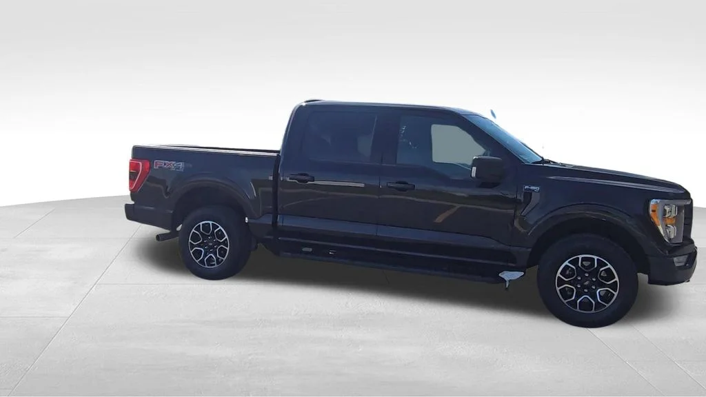 Used 2021 Black Ford  image 9