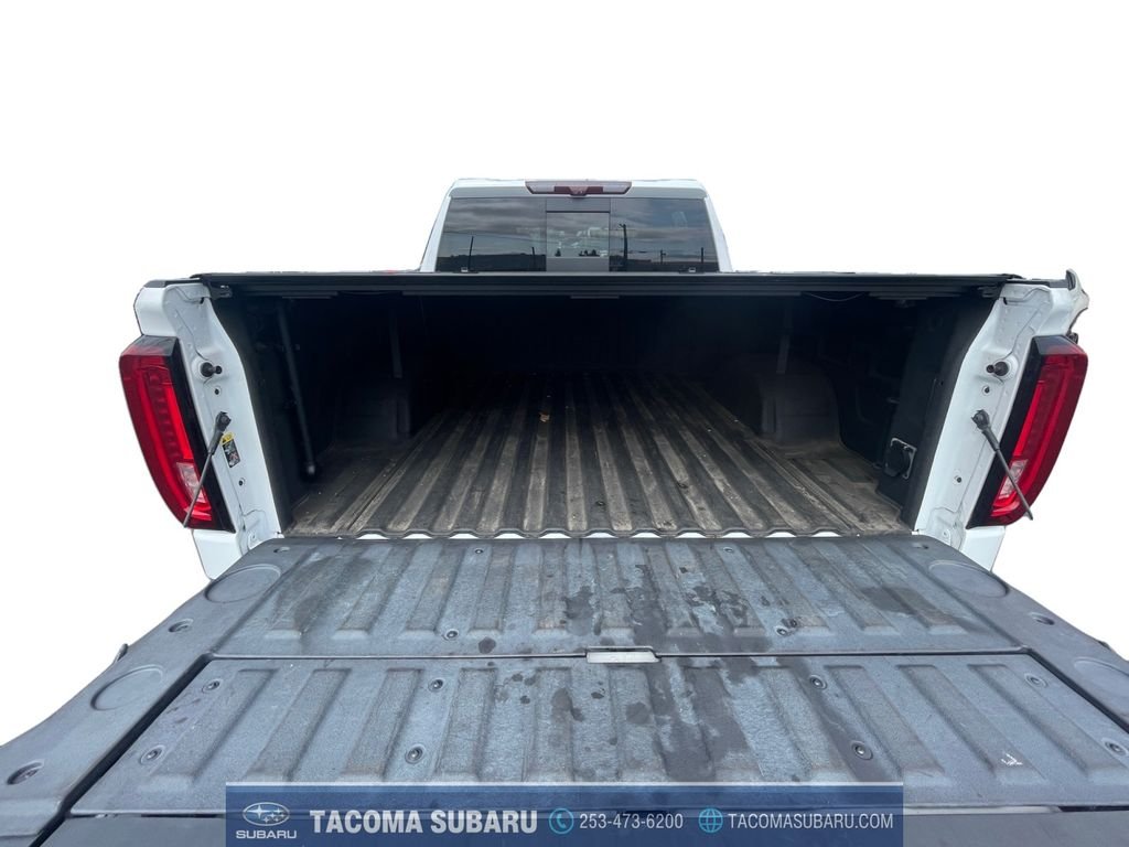 Used 2020 White GMC AT4 image 19
