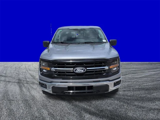New 2026 Silver Ford XLT image 9