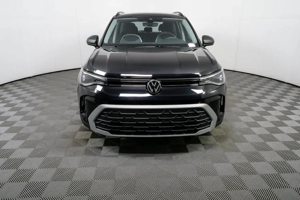 New 2026 Deep Black Pearl Volkswagen S image 32