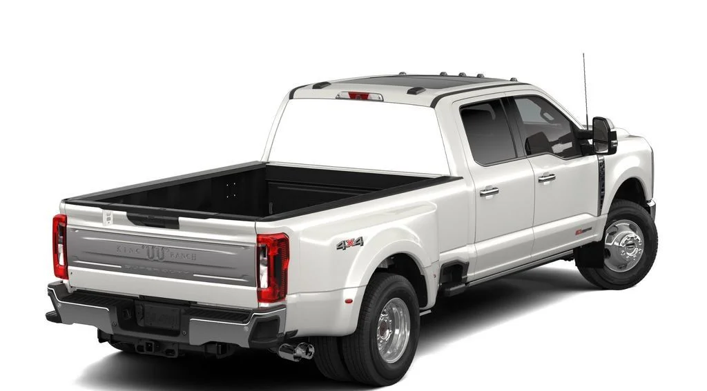 New 2026 Star White Metallic Tri-Coat Ford F-350® King Ranch® image 3