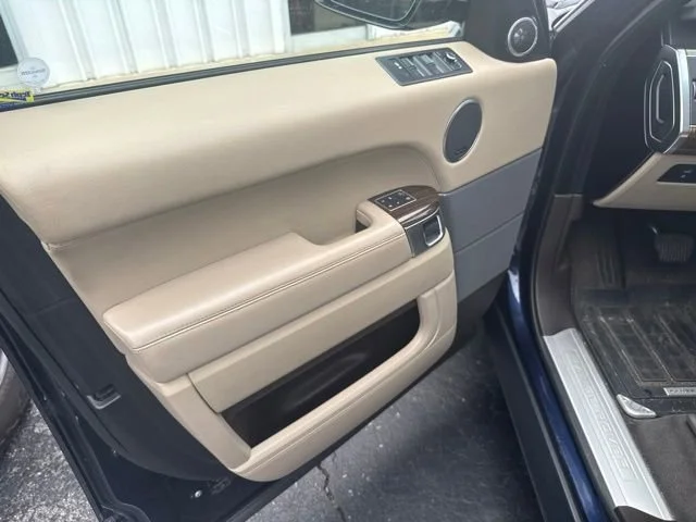 Used 2015 Blue Land Rover 3.0L V6 Supercharged HSE image 44