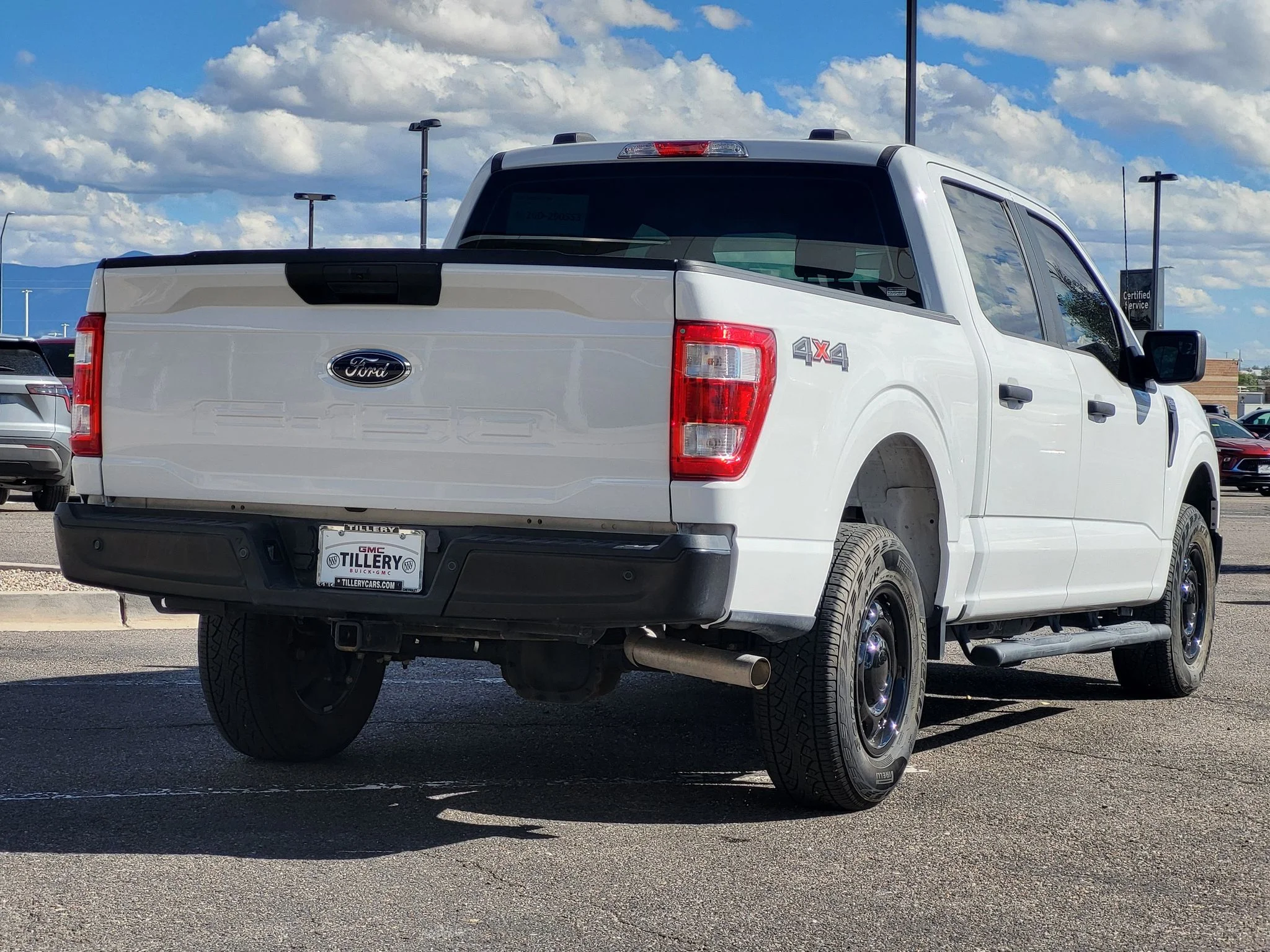 Used 2023 White Ford XL image 7