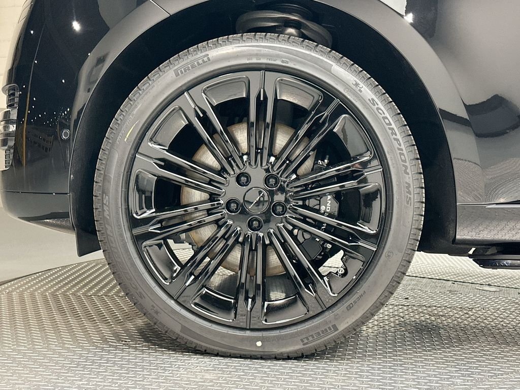 New 2026 Santorini Black Land Rover Autobiography image 13