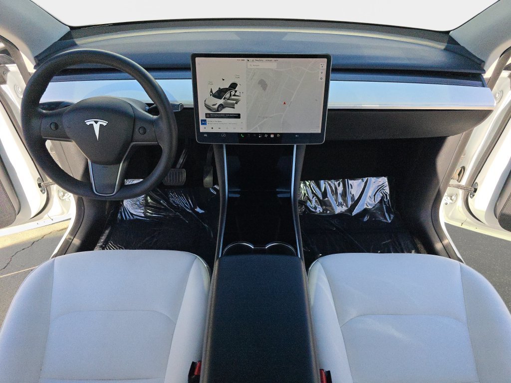 Used 2020 White Tesla Long Range image 10