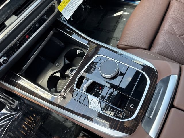 New 2026 Black Sapphire Metallic BMW xDrive40i image 20
