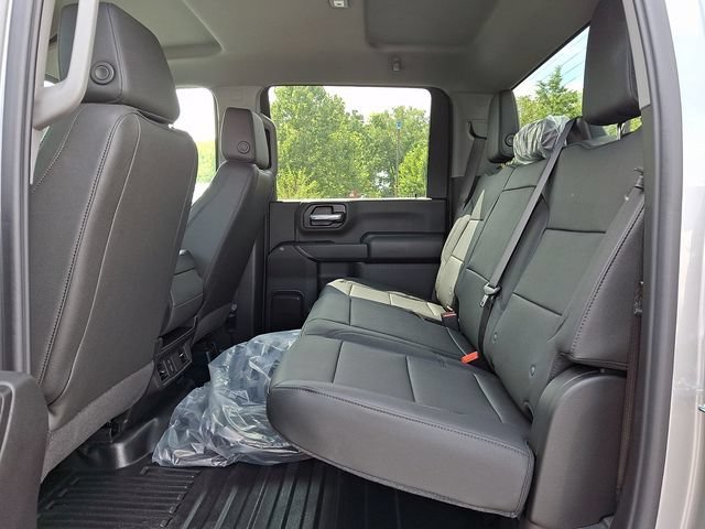 2026 GMC Sierra 3500HD Pro - Photo 8