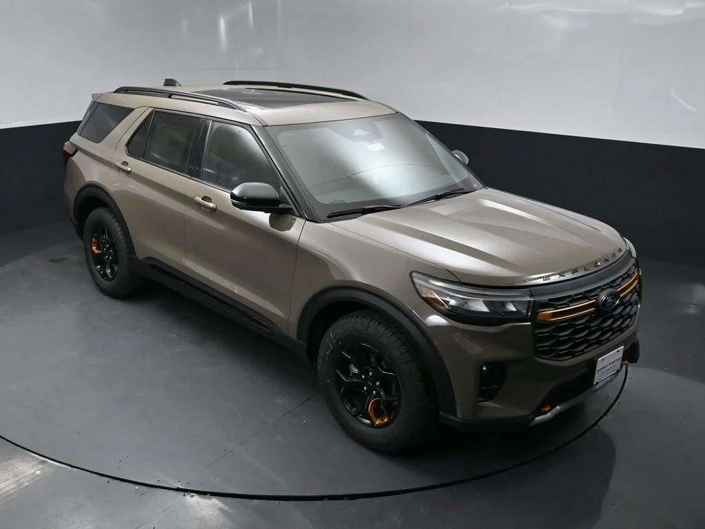 New 2026 Gray Ford Tremor image 37