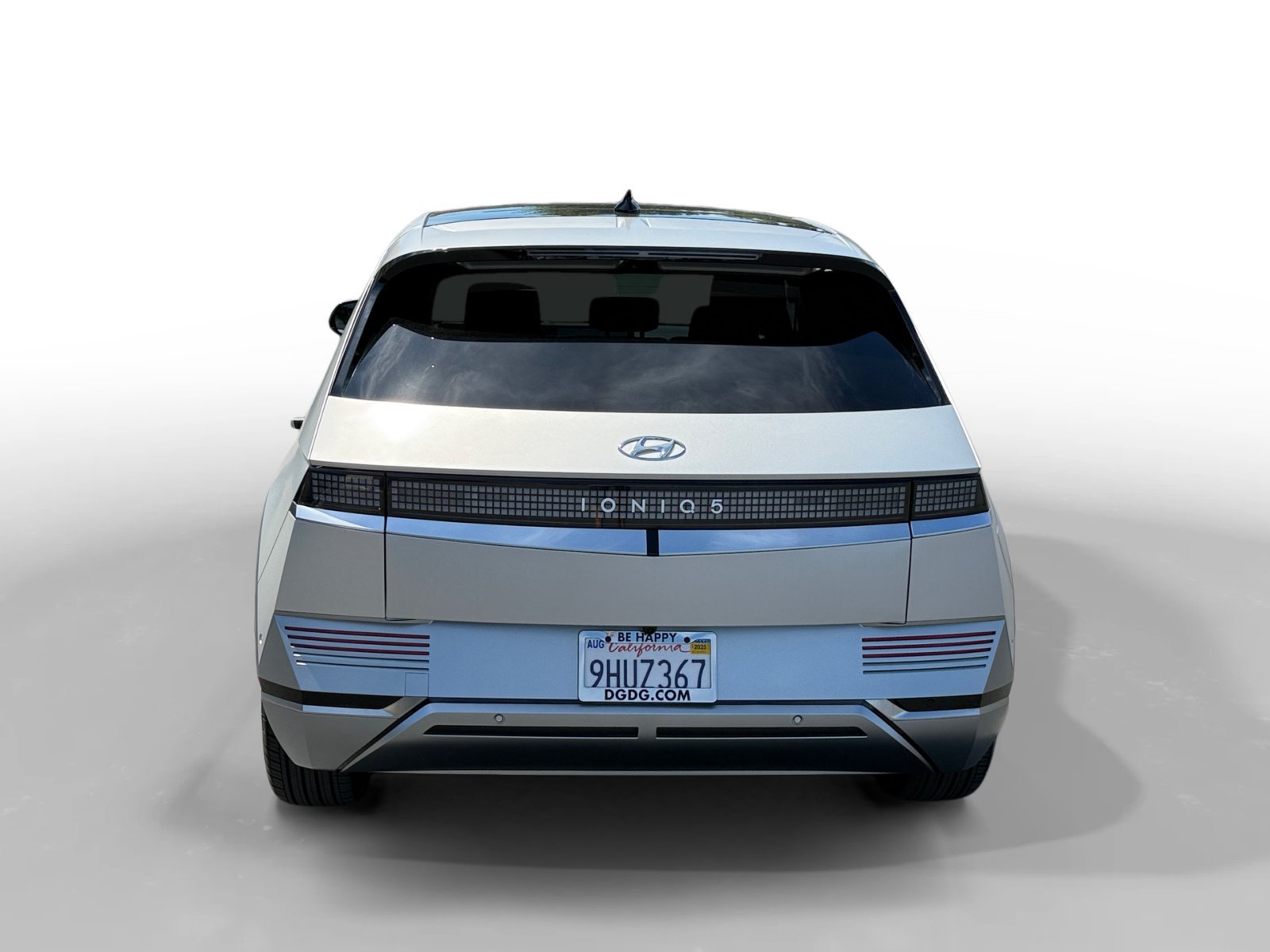 Certified Used 2023 Gold Hyundai Limited image 4