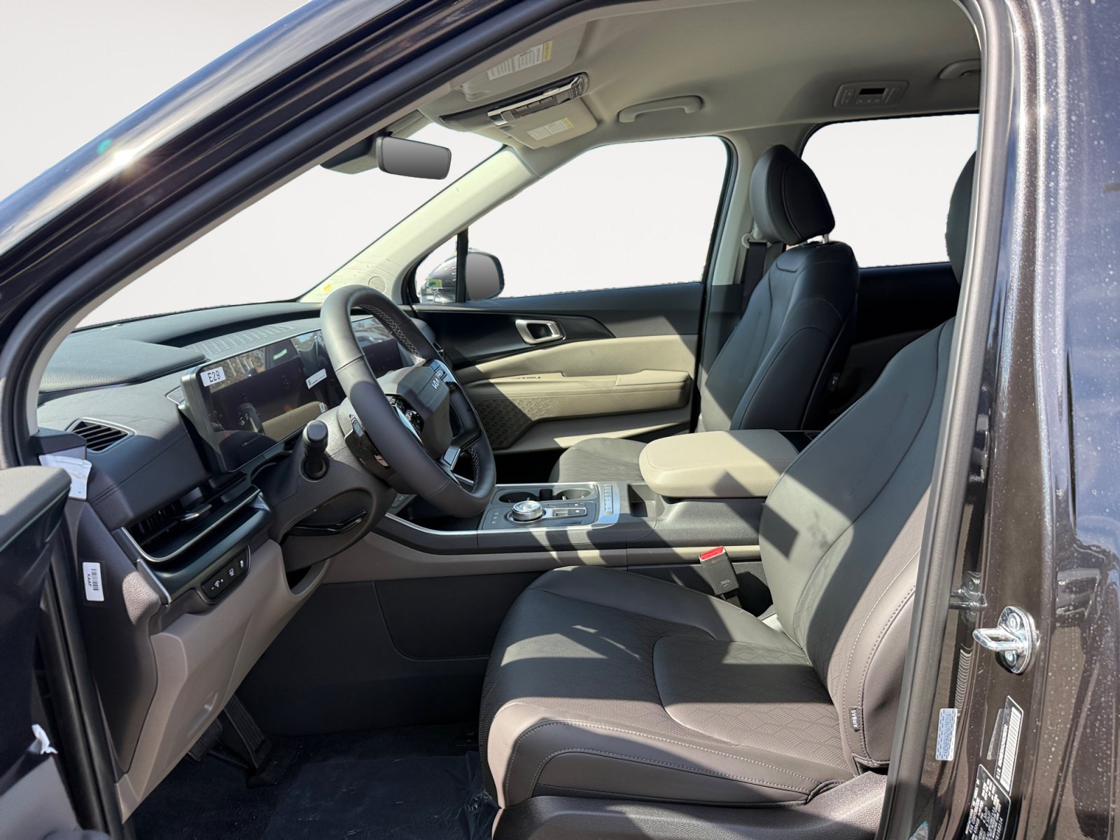 New 2027 Panthera Metal Kia LXS image 10