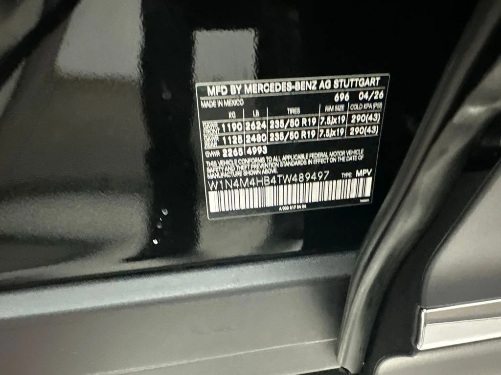 New 2026 Black Mercedes-Benz GLB 250 image 30