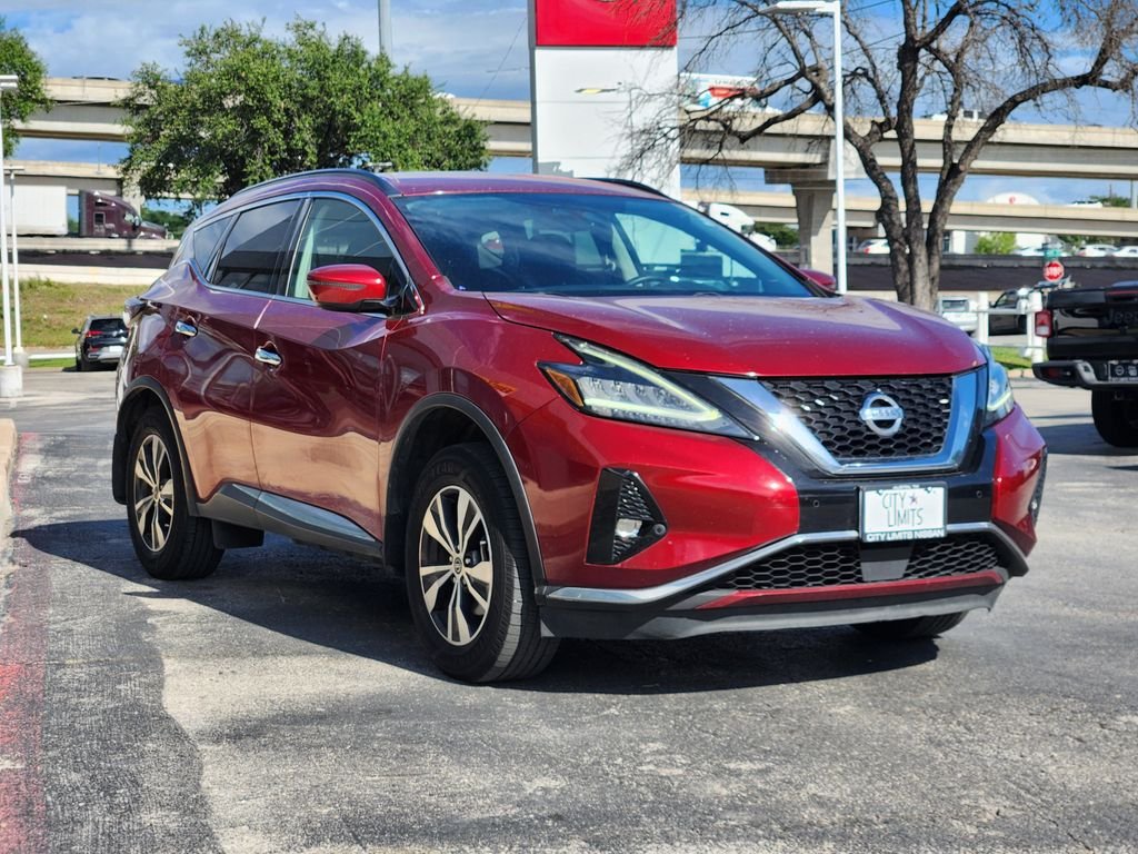 Used 2021 Red Nissan SV image 3