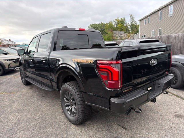 New 2026 Agate Black Metallic Ford Tremor® image 5
