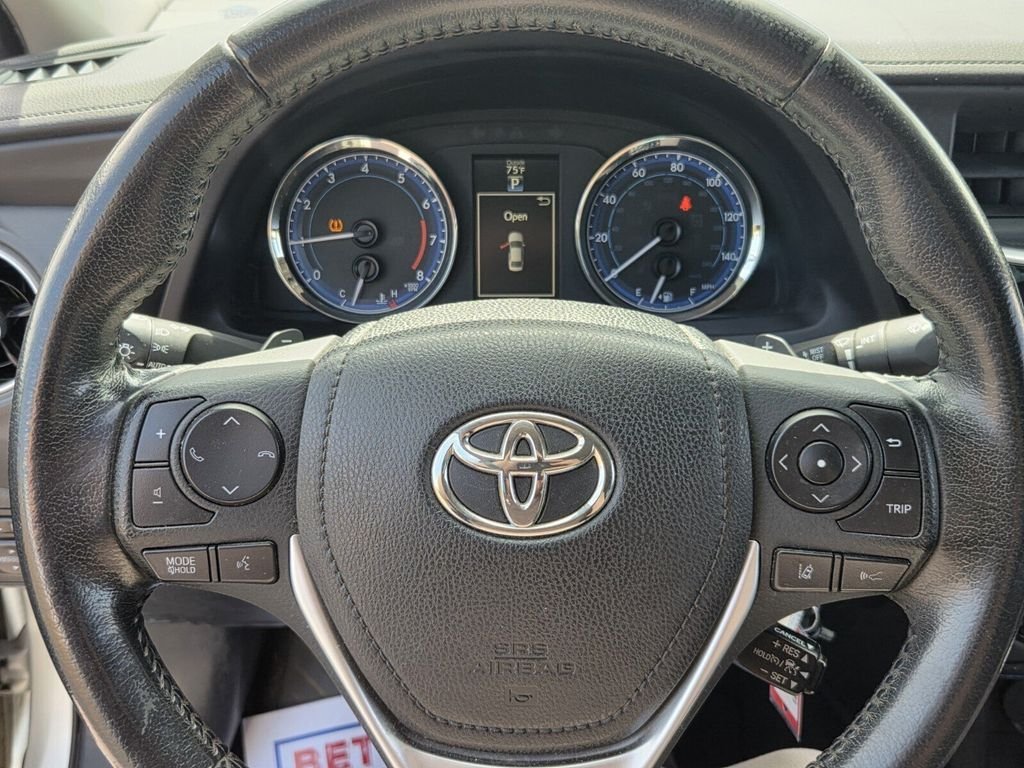Used 2019 Silver Toyota SE image 24