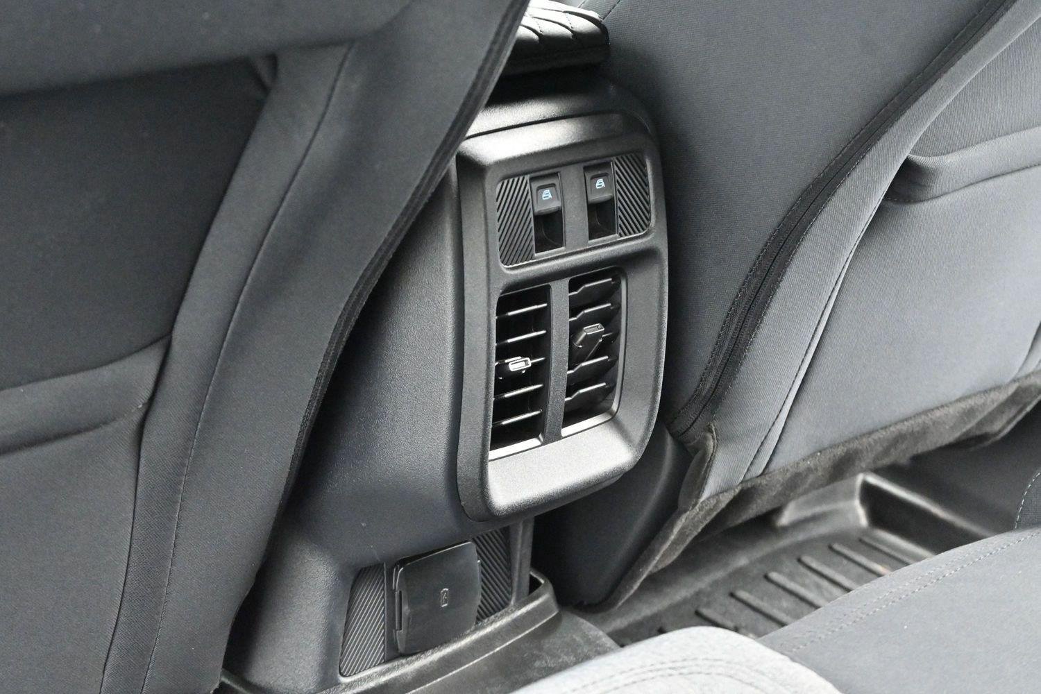 Used 2025 Green Ford Base image 32