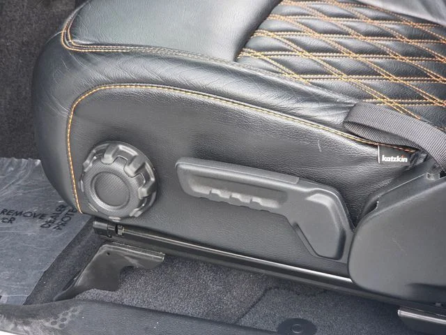 Used 2023 White Jeep Sport S image 15