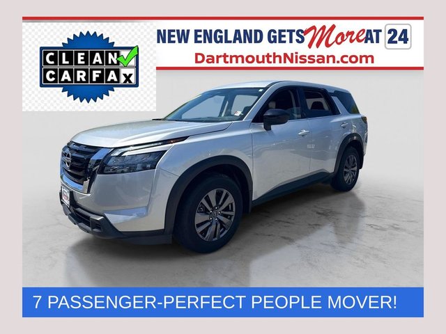 2025 Nissan Pathfinder S