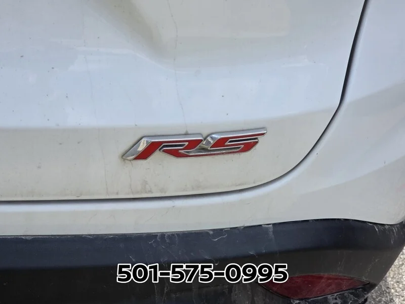 Used 2024 Summit White CHEVROLET 2RS image 10