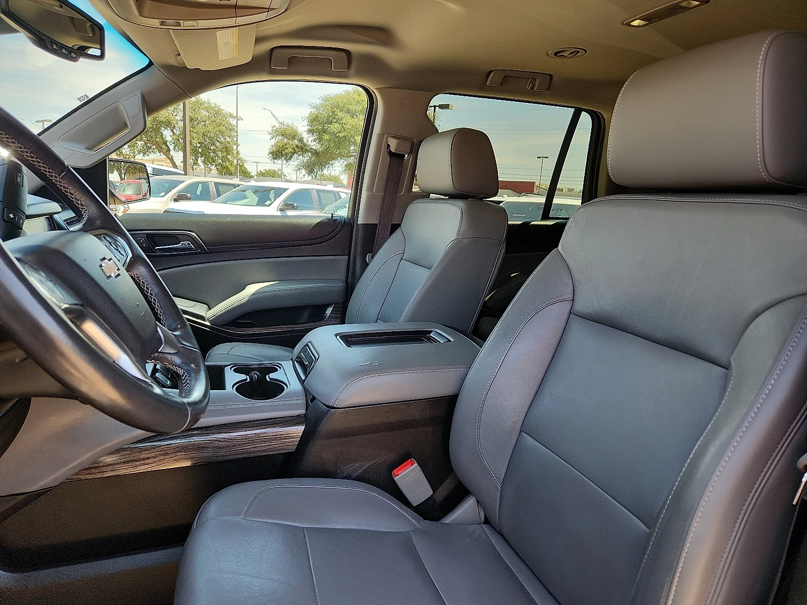 Used 2018 Velvet Chevrolet LT image 12
