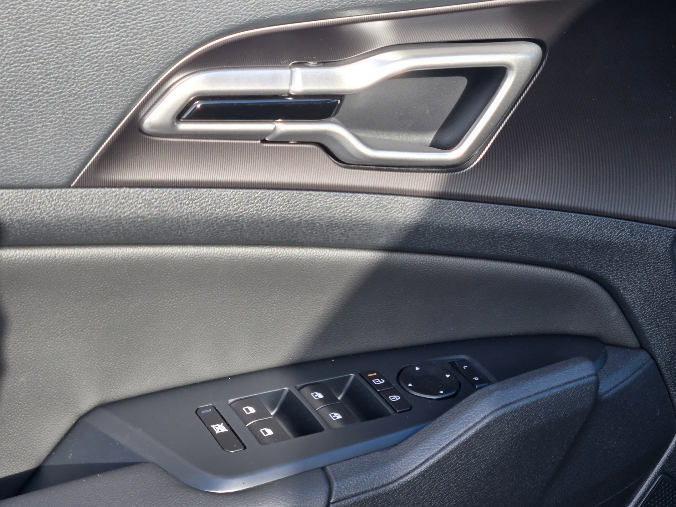 New 2026 Wolf Gray Kia EX image 20