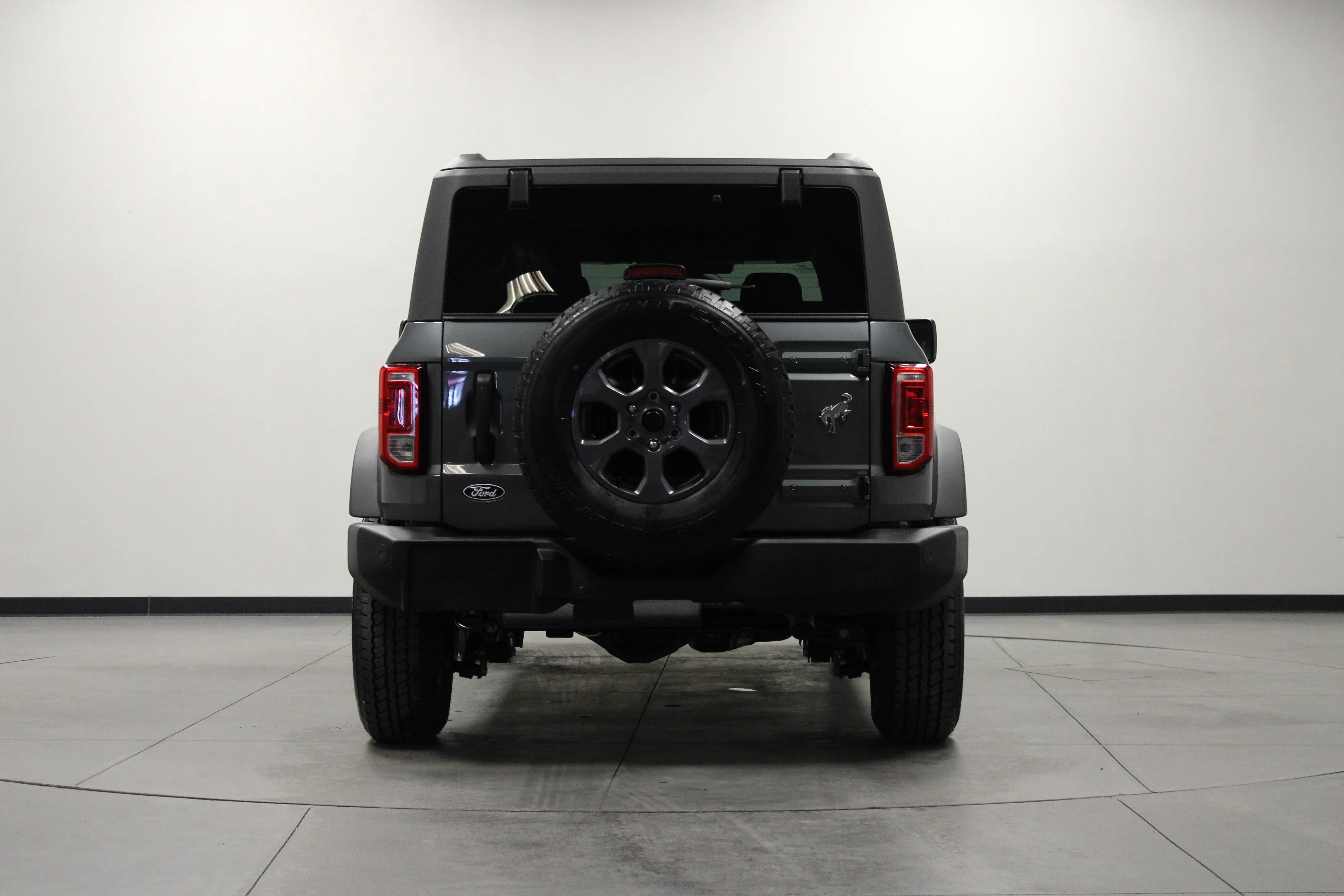New 2026 Carbonized Gray Metallic Ford Big Bend® image 5
