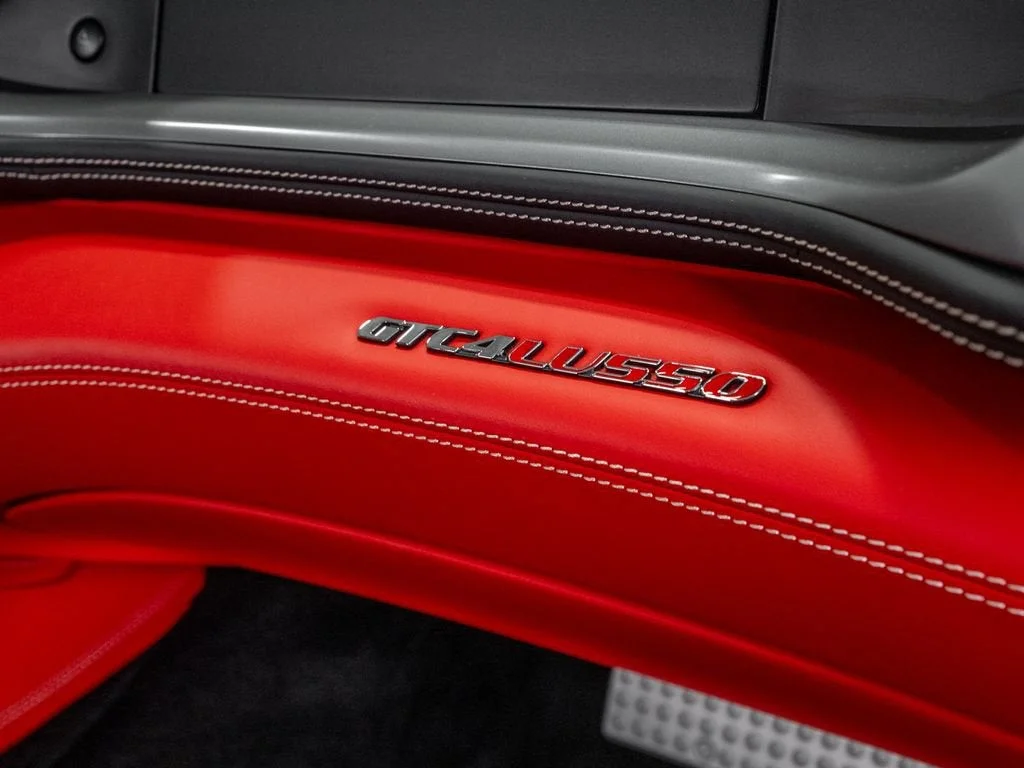 Used 2019 Nero Ferrari V12 image 25