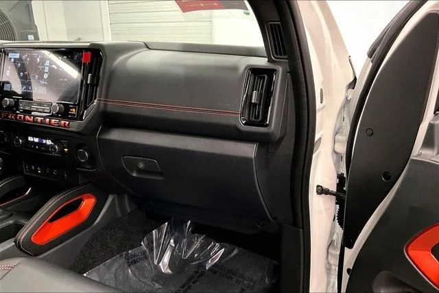 New 2026 Glacier White Nissan PRO-4X w/R Package image 38