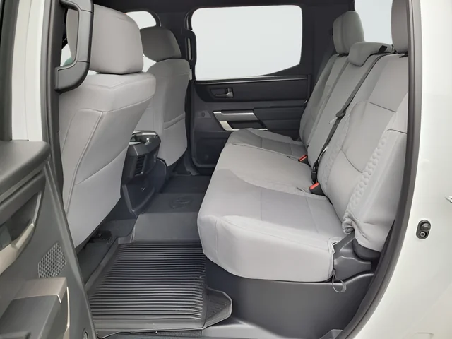 2025 Toyota Tundra SR5 - Photo 16