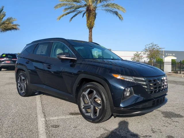 Used 2022  Hyundai Limited image 2