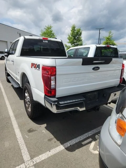 Used 2022 White Ford Lariat image 4