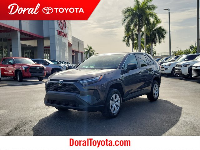 2024 Toyota RAV4 LE