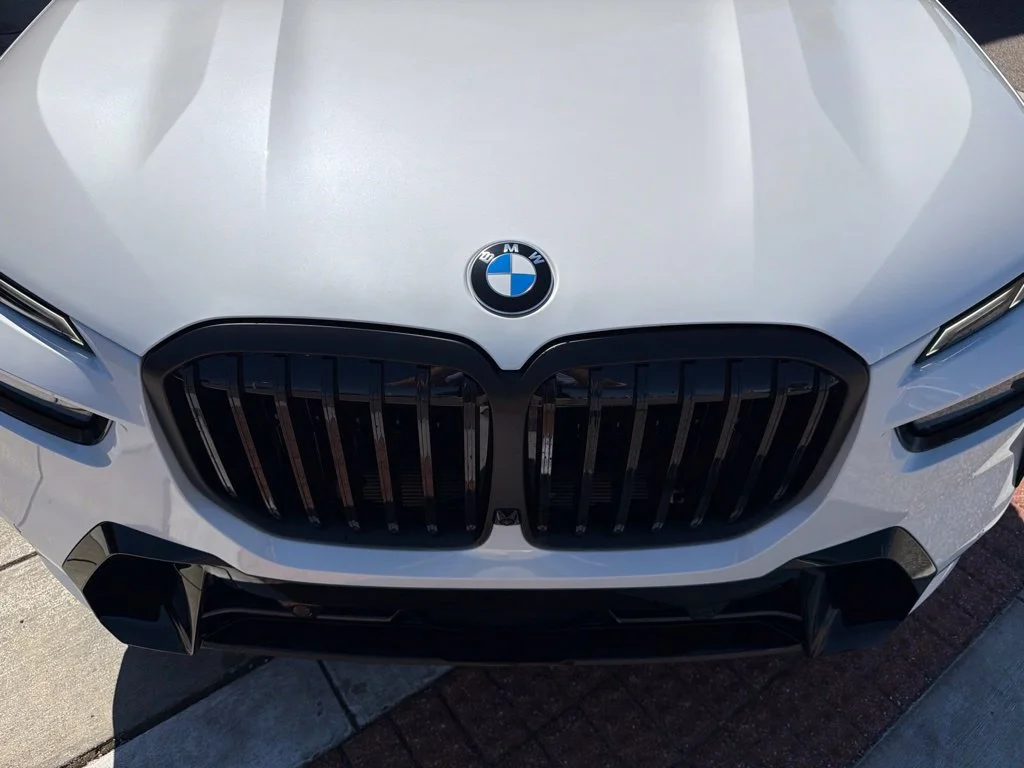 New 2027 White BMW xDrive40i image 12