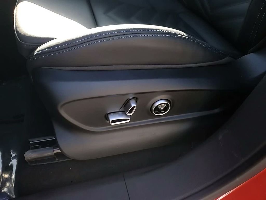 2026 Maserati Grecale Modena V6 - Photo 23