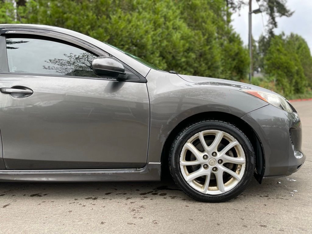 Used 2012 Mazda MAZDA3 s Touring with VIN JM1BL1L52C1513438 for sale in Gladstone, OR
