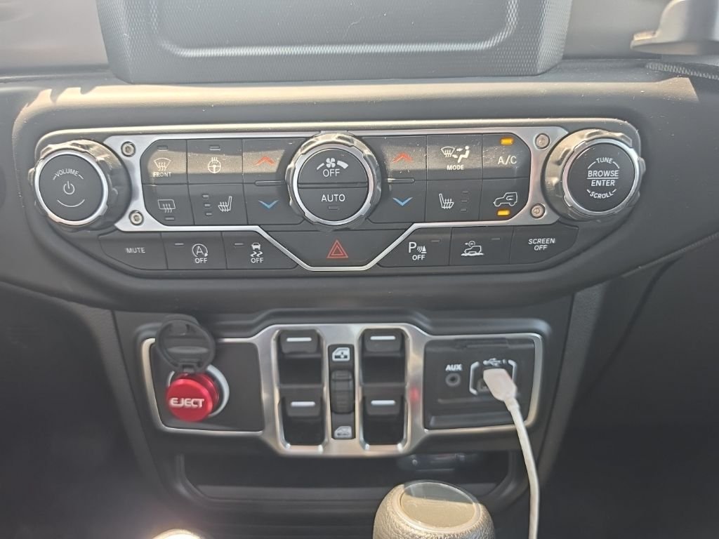Used 2021 Black Jeep Willys image 25