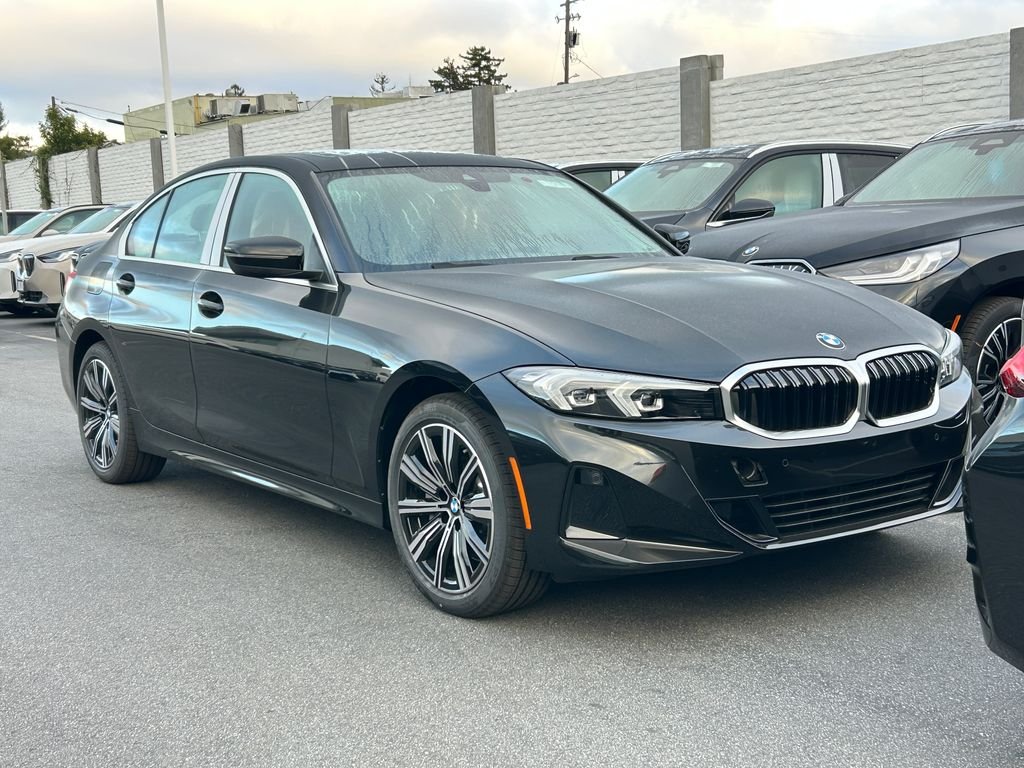 New 2026 Black Sapphire Metallic BMW 330i image 2