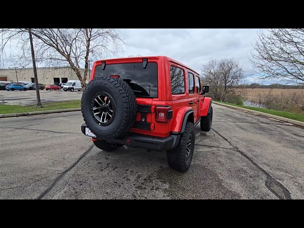 New 2026 Firecracker Red Clear-Coat Exterior Paint Jeep Rubicon X image 7