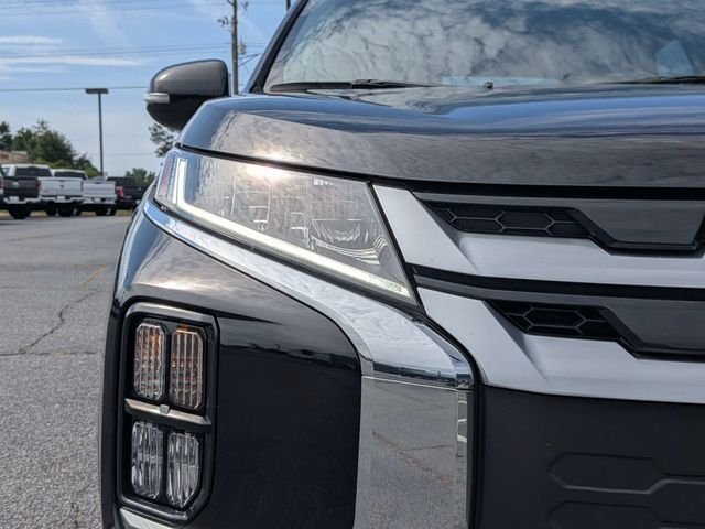 Used 2024 Silver Mitsubishi 2.0 SE image 9