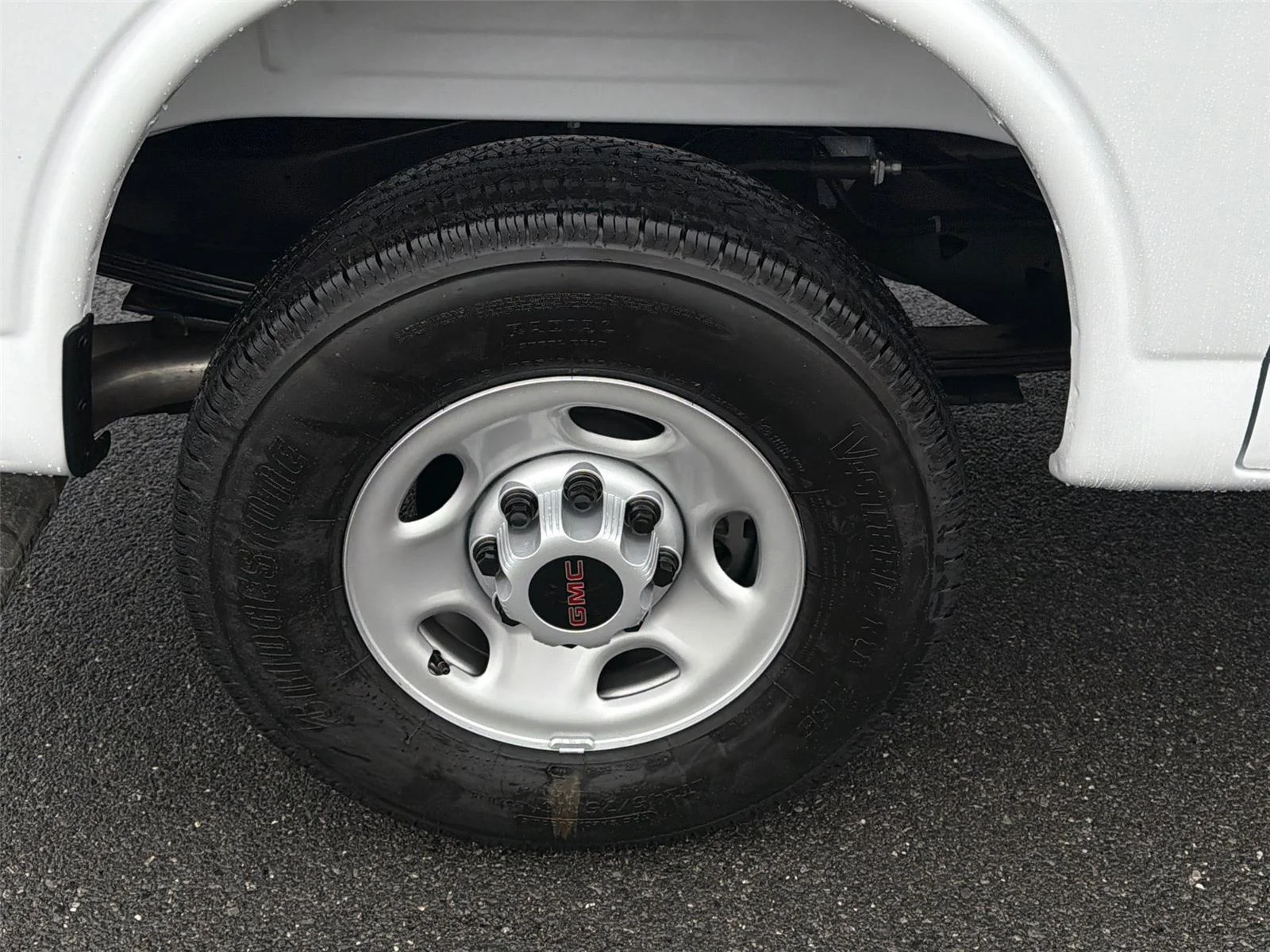 2026 GMC Savana Cargo Work Van - Photo 6