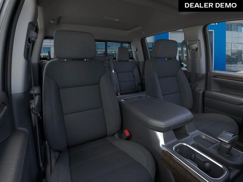 Used 2026  GMC Elevation image 16
