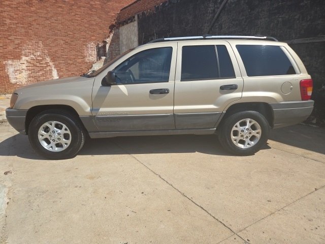 1999 Jeep Grand Cherokee Laredo photo 4