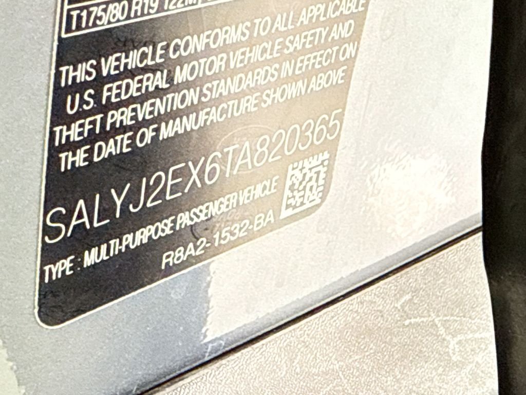 Used 2026 Arroios Gray Metallic Land Rover S image 34